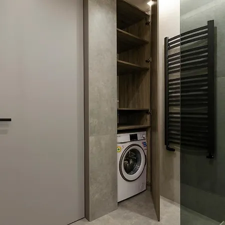 Apartmán Sky Home- Penthouse Sky -manufaktura, Bezplatny, Parking, Klimatyzacja, Dostep Na Kod *