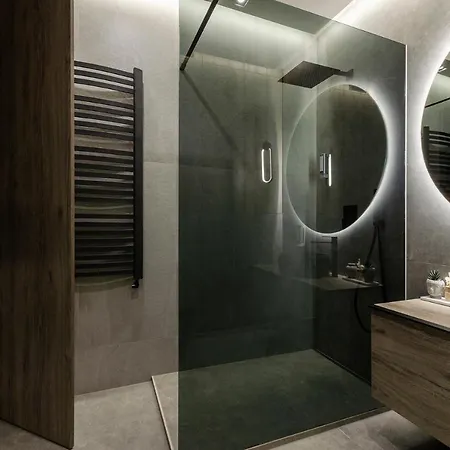 Apartmán Sky Home- Penthouse Sky -manufaktura, Bezplatny, Parking, Klimatyzacja, Dostep Na Kod Lodž