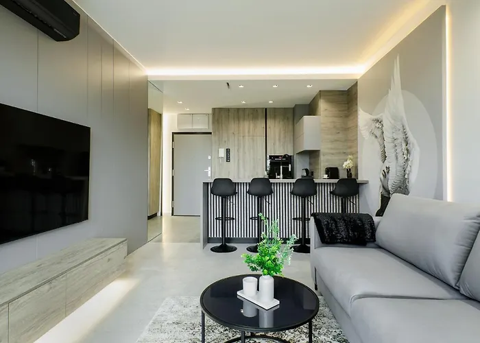 Lejlighed Sky Home- Penthouse Sky -manufaktura, Bezplatny, Parking, Klimatyzacja, Dostep Na Kod Łódź